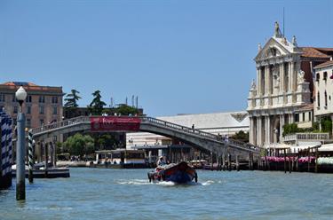 We explore Venice, DSE_8152_b_H490